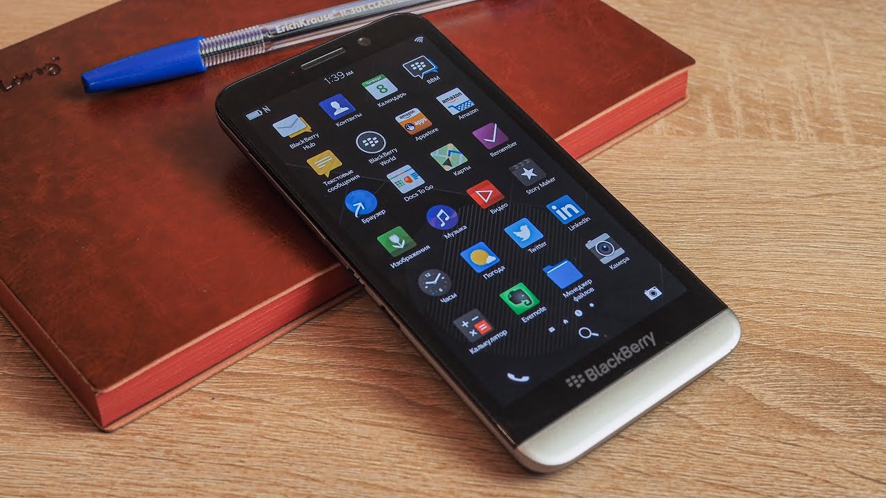 Смартфон, который погубил BlackBerry. Обзор BlackBerry Z30 десять лет спустя