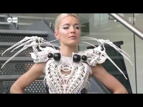 Anouk Wipprecht's Spider Dress at LIFELOGGING at Science Gallery Dublin