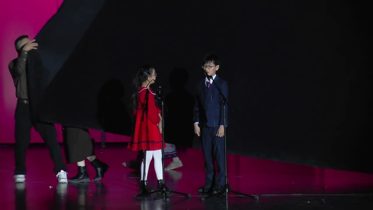 08 Cross Talk: A Little International Student at the 2026 ICCCI New Year Gala