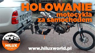 holowanie motocykla za samochodem