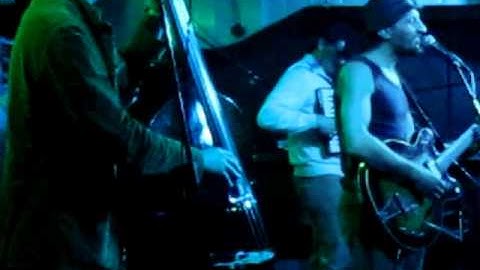 Django Ze - Tvojata usmivka