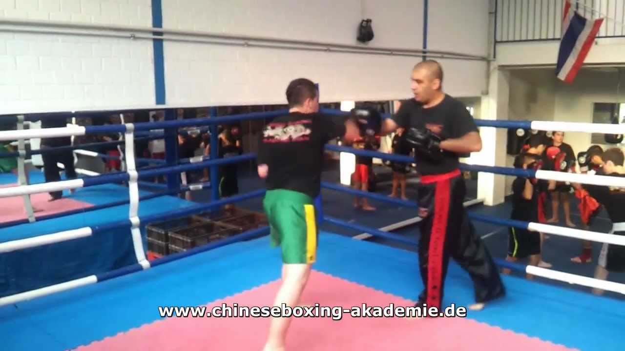 Sifu Nihat Atamtürk - Pratzentraining mit Besjan Elezi