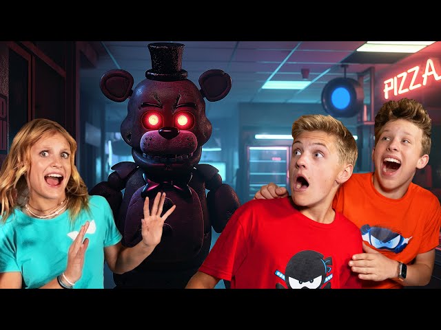 FIVE NIGHTS AT FREDDY'S in real life! *Wait Till the End* class=