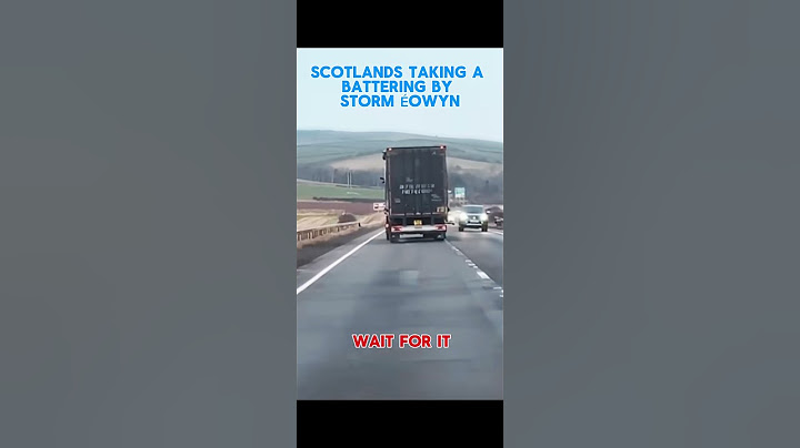 Stay safe Scotland 💙 Storm Eowyn is taking its toll. The driver is fine!