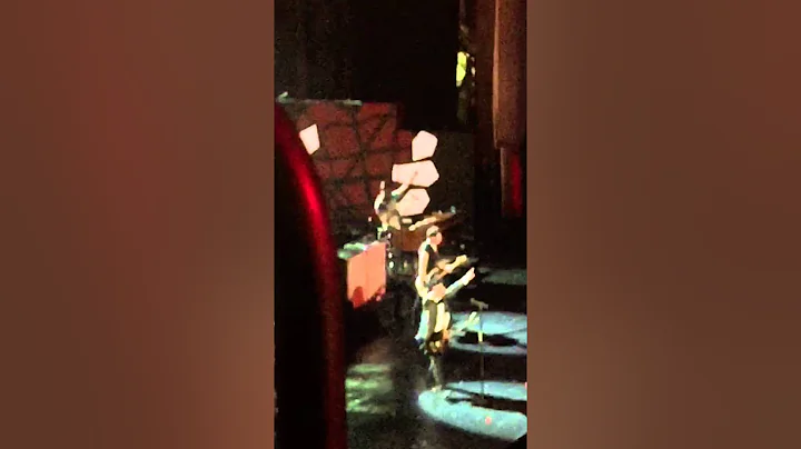 American Idiot-Green Day Rock Hall Induction 2015