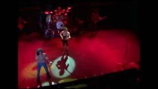 AC/DC - Girls Got The Rythm Live From Paris1979 (with Bon Scott) chords