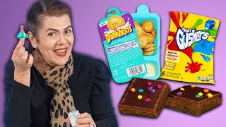 Mexican Moms try 90's Snacks!