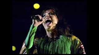 Björk - Pluto (live at Roskilde Festival, 2007) (7-8)