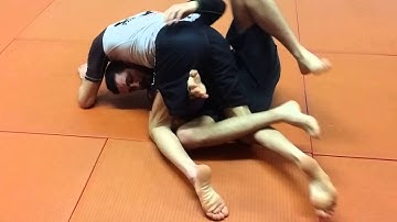 Calfslicer to Footlock to Kneebar - Half-Guard
