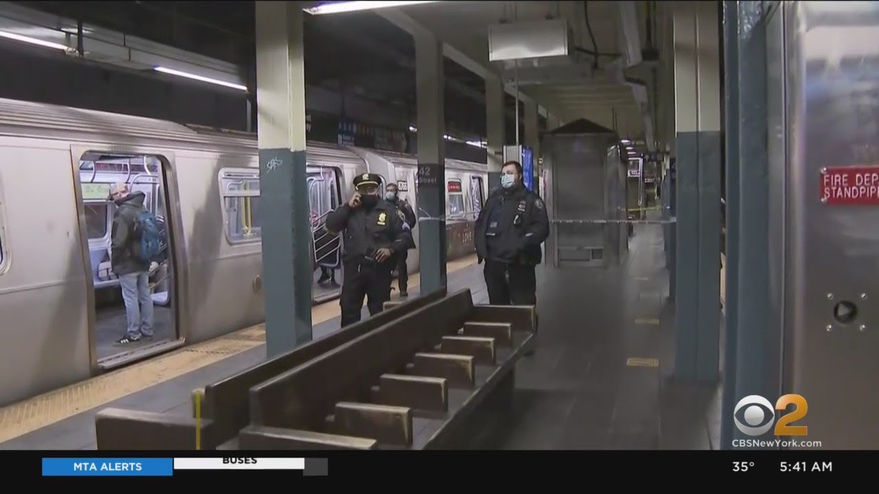 Man Randomly Stabbed At Times Square Subway Station