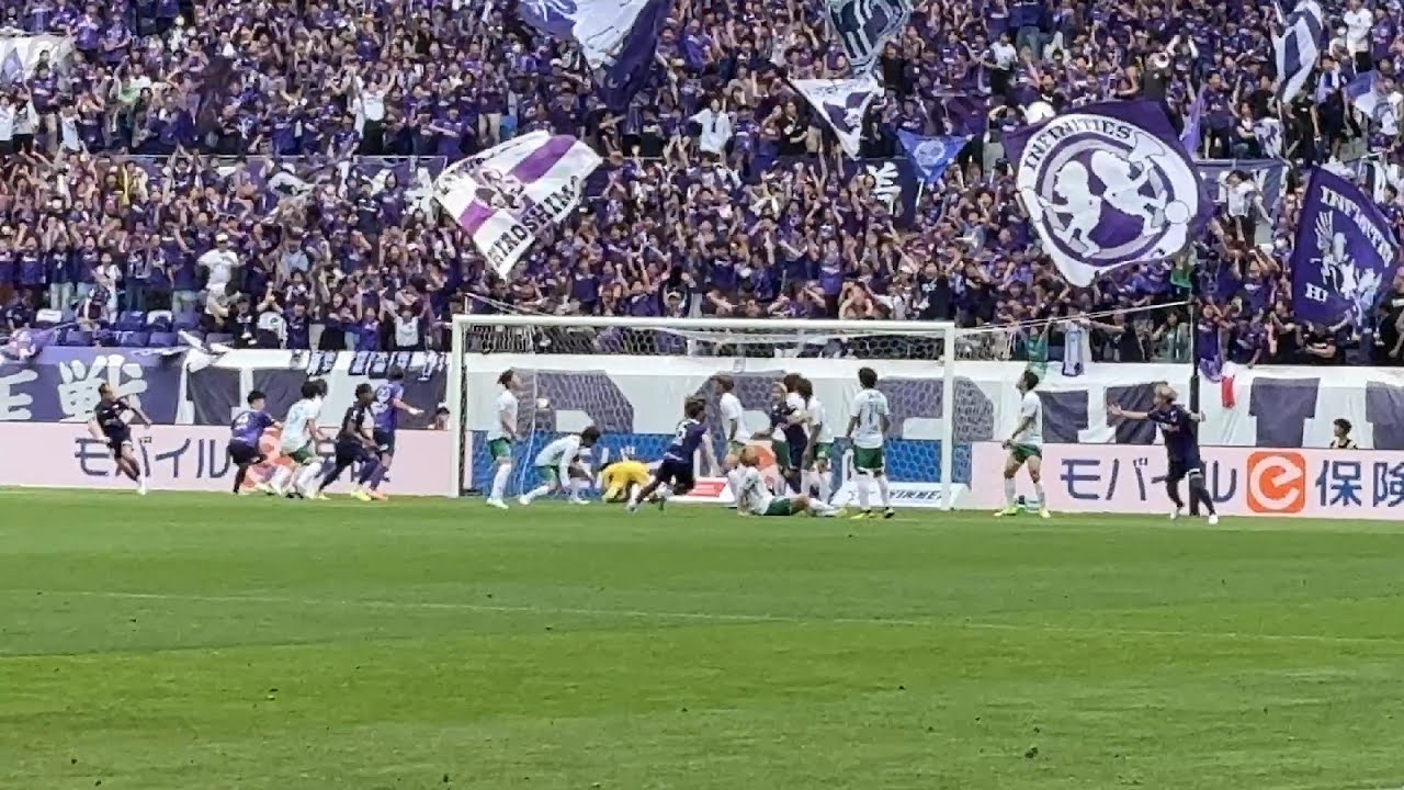 2025/05/17 エディオンピースウイング (広島－東京V) 試合後半中盤以降のシーン (ヴェルディPK先制→サンフレッチェ逆転) & チャント