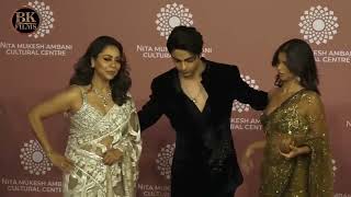 Kajal Daughter Nysa With SRK Family Aryan, Gauri Khan At Nita Ambani Lanch By The Great Indian Music