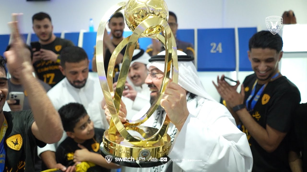 الكأس الكبير للكبير.. القادسية بطلاً لكأس سمو الأمير | كواليس غرفة اللاعبين بعد التتويج