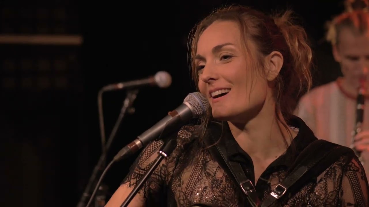 SUZIE - Plus Libre (live session)