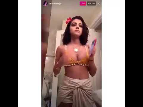 MaluTrevejo Se le sale pezón en Directo | MaluTrevejo Nipples | Topless | Hot Fail | N I P Slip