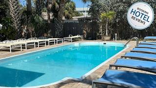 Sandy Beach Sunset East | Clearwater (FL), United States | Hotel Review 🏩