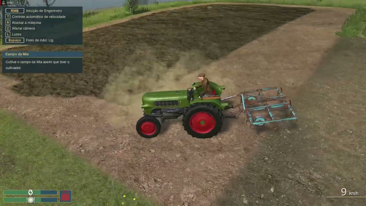 terminei  de passar cultivador no campo da mia