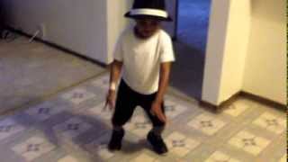 Rich Homie Quan Party (4yr old child dancing)