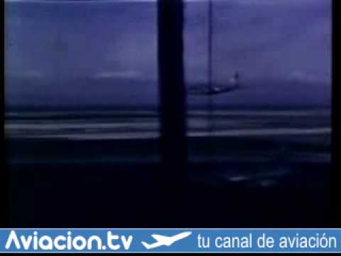 Avión Boeing 377