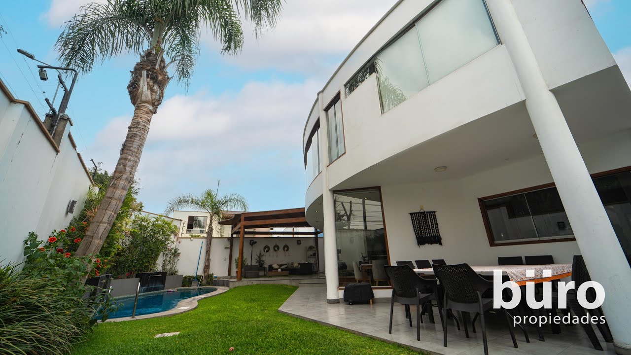 Bonita Casa en Venta 6 Dormitorios con Piscina en Exclusivo Condominio en La Molina