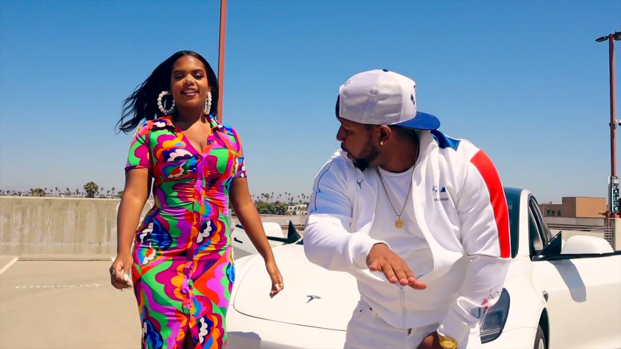 Tonton Lexi Ashlyn, DA Kid Clutch - Catch a Vibe (Official Music Video) ft. Dj Fraze One di YouTube Tonton Lexi Ashlyn, DA Kid Clutch - Catch a Vibe (Official Music Video) ft. Dj Fraze One di YouTube