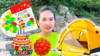 Changcady Và Buổi Cắm Trại Ngoài Biển, Tìm Thấy Quả Lạ Làm Thức Ăn