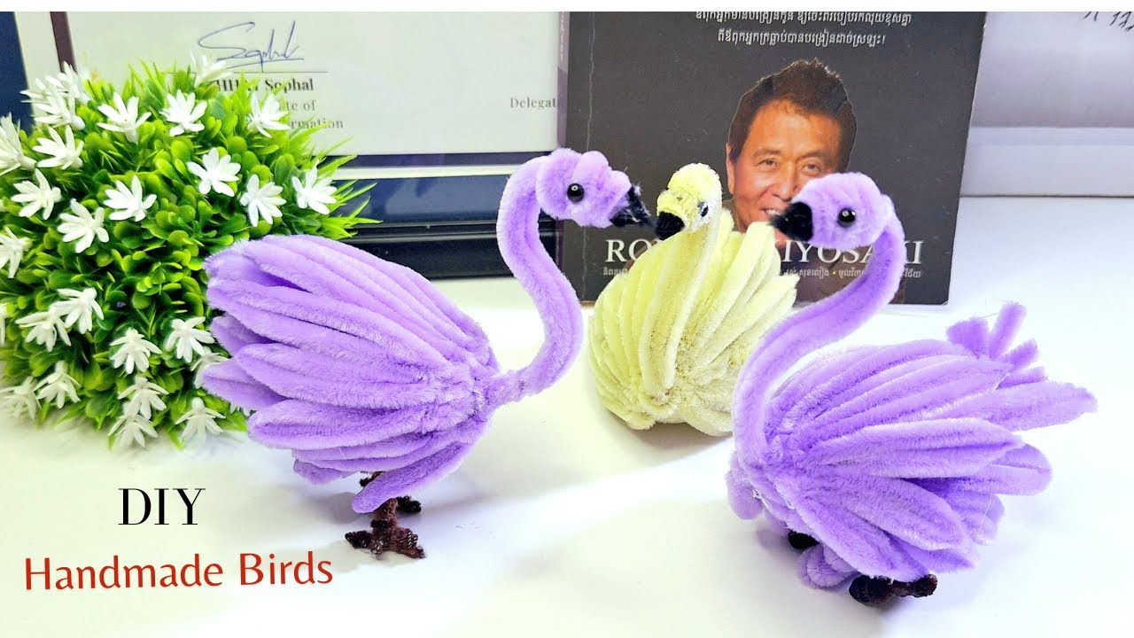 Create Your Own AMAZING Pipe Cleaner Bird! - YouTube