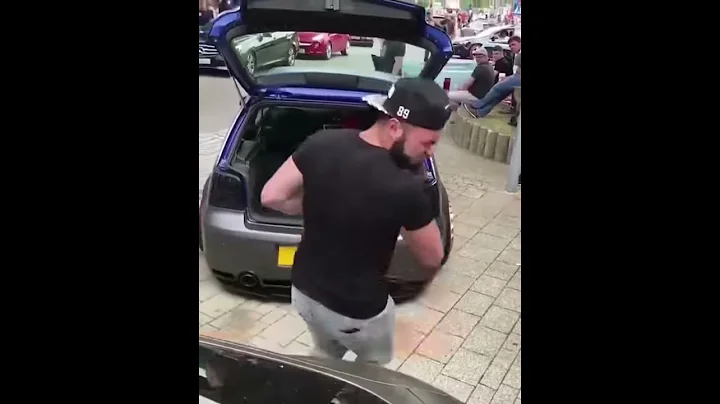 Golf Mk4 r32 - Brutalest exhasut fire, Loudest