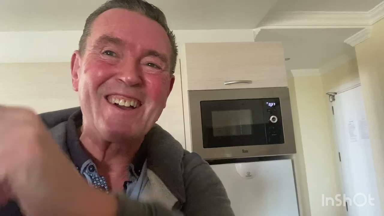 Breakfast..The Canarian way 🥐