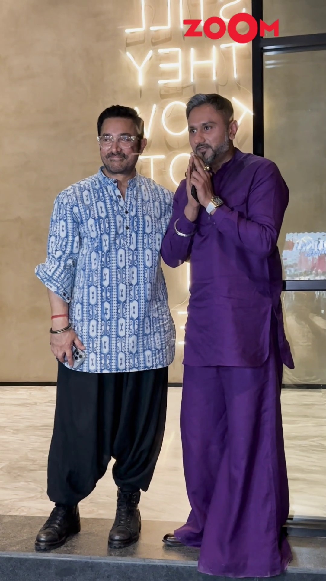 Aamir Khan \u0026 Yo Yo Honey Singh WARMLY greet each other at the screening of Loveyapa ? #shorts
