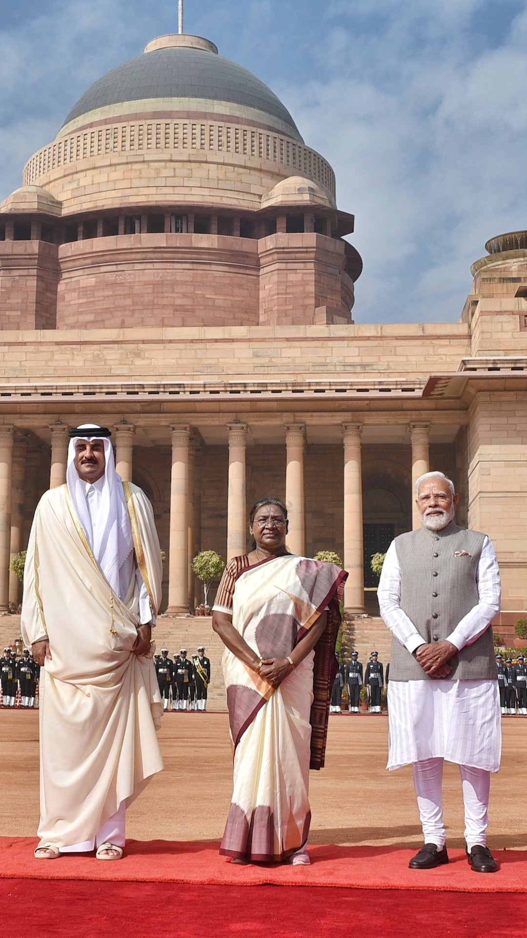 PM Modi attends ceremonial welcome for the Amir of Qatar at Rashtrapati Bhavan | #shorts