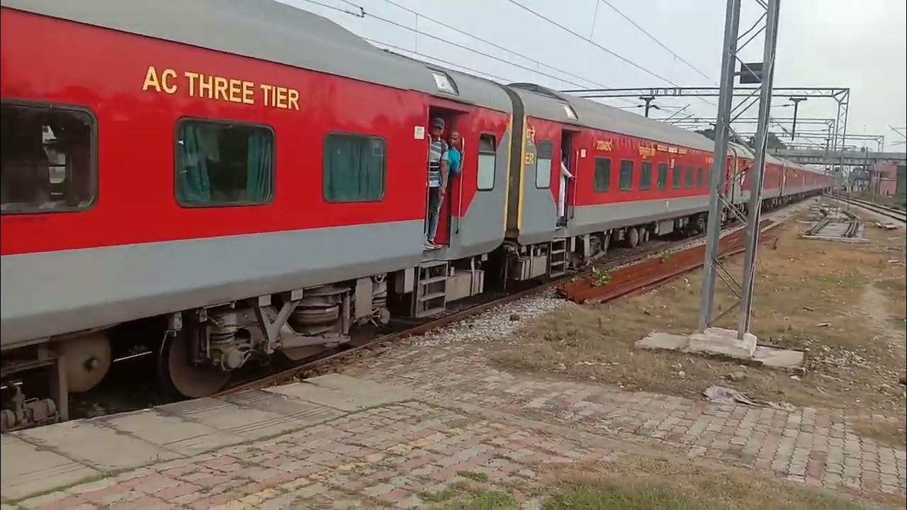 Arrival Of 13413 Farakka Express At Jaunpur City YouTube arrival-of-13413-farakka-express-at-jaunpur-city-youtube