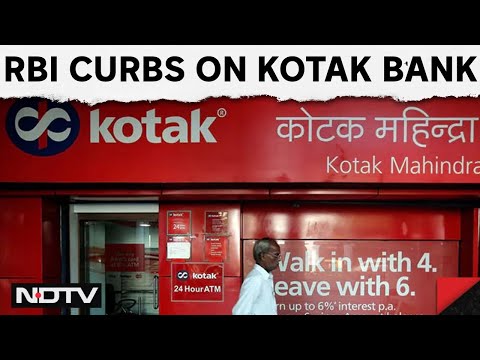 Kotak Mahindra Bank News | RBI Bars Kotak Bank From Onboarding New Online Customers &amp; Other News