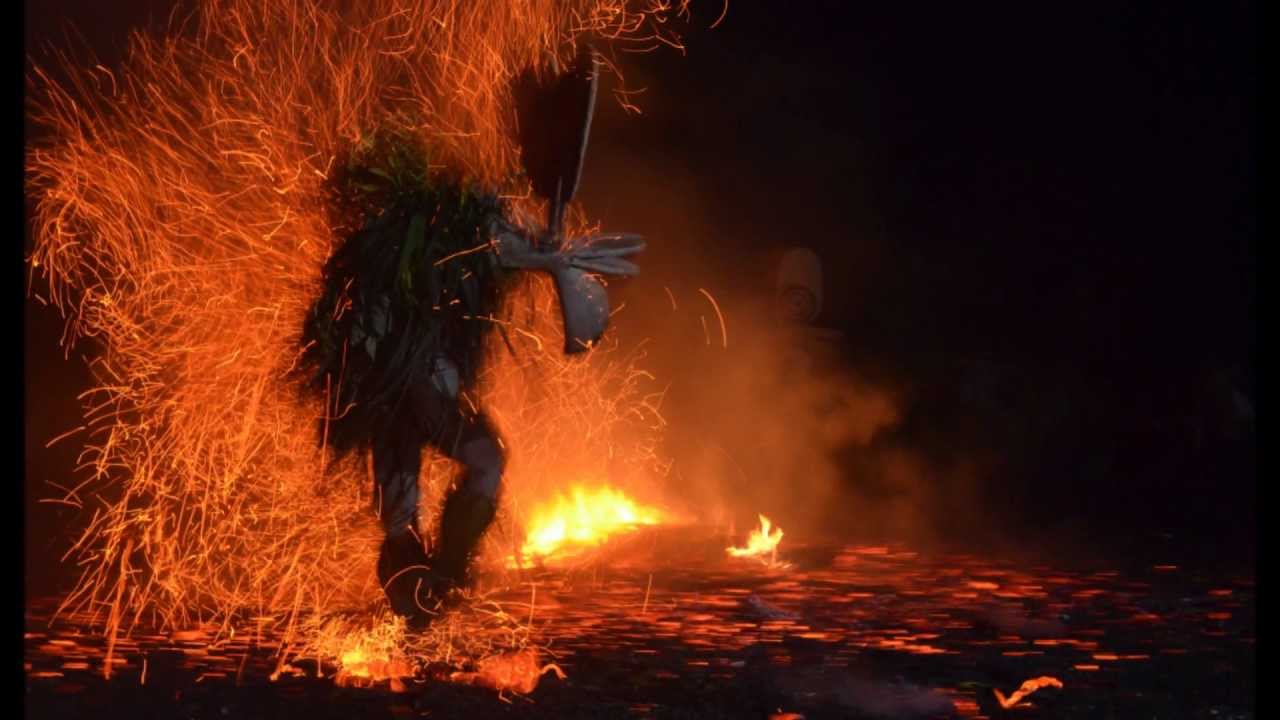 Baining Fire Dance - YouTube
