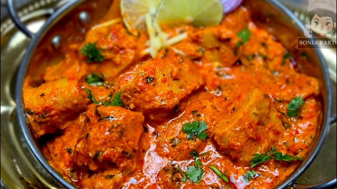 Tandoori style soya chaap curry