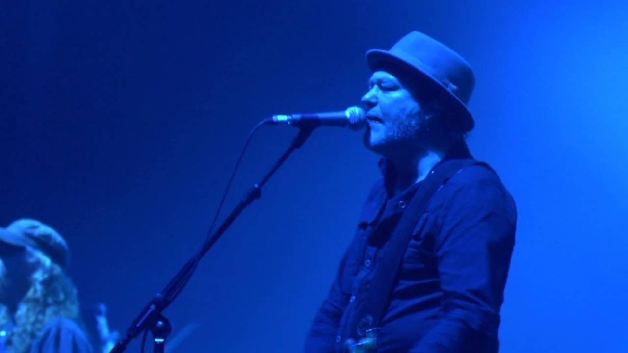 camera iphone 8 plus apk Levellers - Battle of The Beanfield