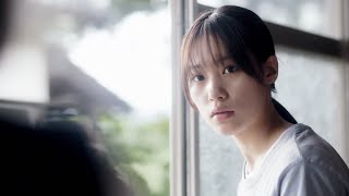 南沙良が佐々木すみ江に田舎の母を想い出しホロリ／映画『もみの家』本編映像