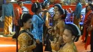 Download Lagu TAYUB SUMINTEN EDAN MP3 Download Lagu TAYUB SUMINTEN EDAN MP3