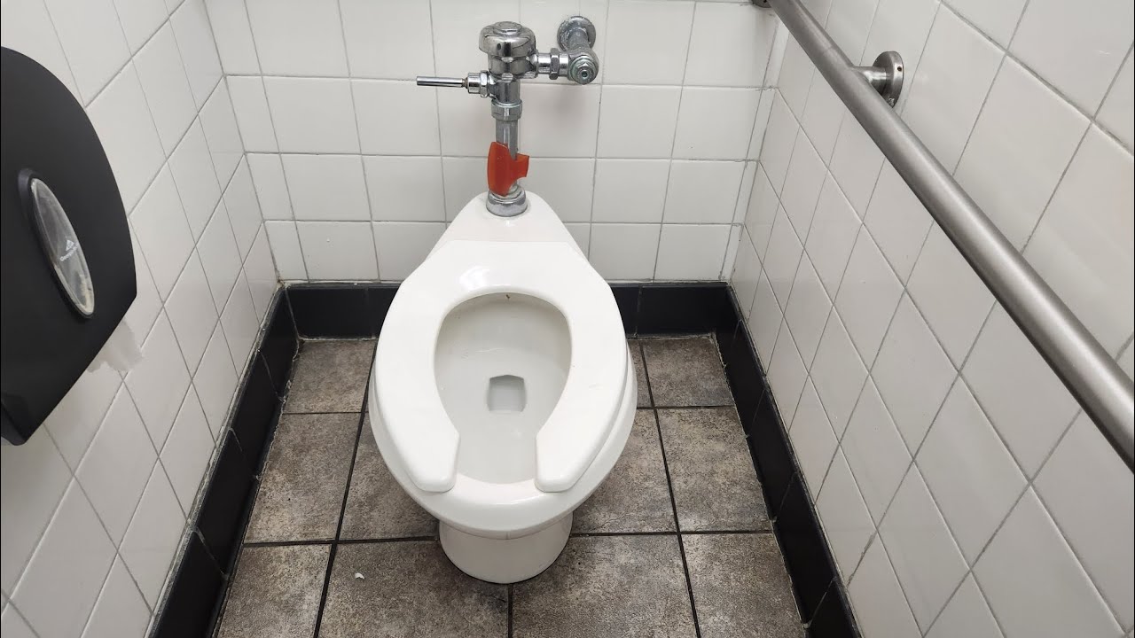 2000s American Standard Madera toilet YouTube