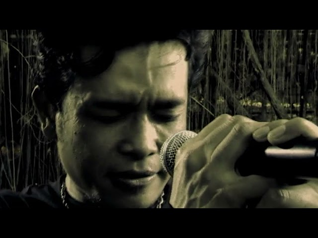 Mujizat - Pilihan (Official Music Video) class=