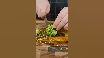 Pan Roasted Broccoli with Garlic: Keto Broccoli Recipe 🥦🧄