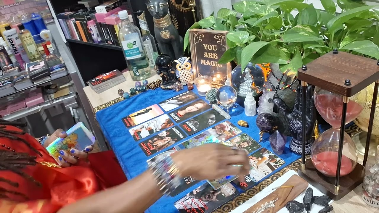 Watching readings on u confused as 2 why u are in n peace while they are on a battlefield🧿🧿🧿  