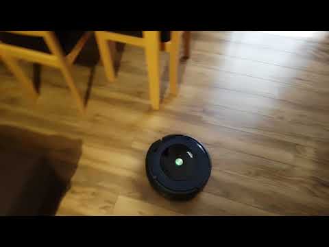 iRobot Roomba 695 4K Ultra HD