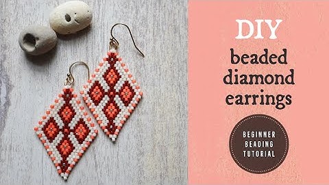 Hoe maak je kralen diamanten oorbellen met een baksteensteek