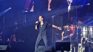 Meadly Abrázame muy fuerte, la almohada, y como es él. - Marc Anthony en vivo barcelona 2022