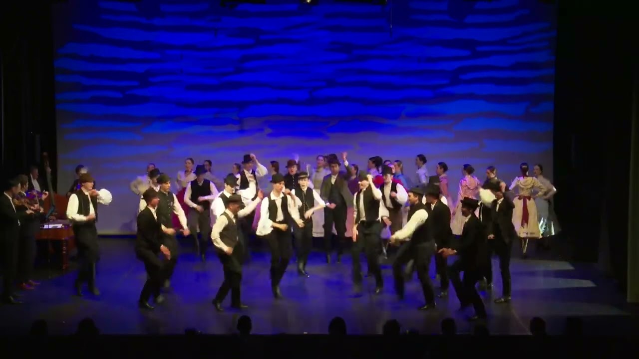 Tyukodi táncok I Fóti Népművészeti Szakgimnázium