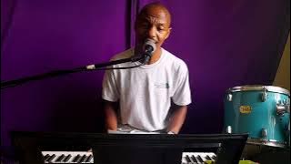 MTAZAME HUYO ALIYEANGIKWA JUU ( Live Cover)By Humphrey Gee