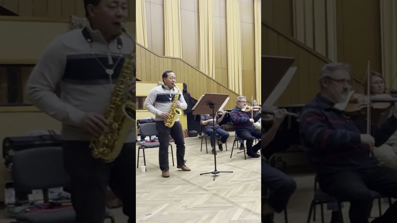 Lars-Erik Larsson's Concerto for Alto Saxophone - YouTube