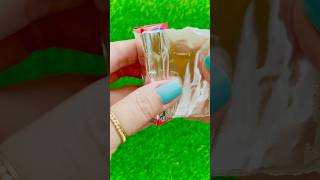 ASMR Extra Strawberry Gum 🍓 #asmr #asmrsounds #extra #gum #foryou #unboxing #shortvideo #satisfying