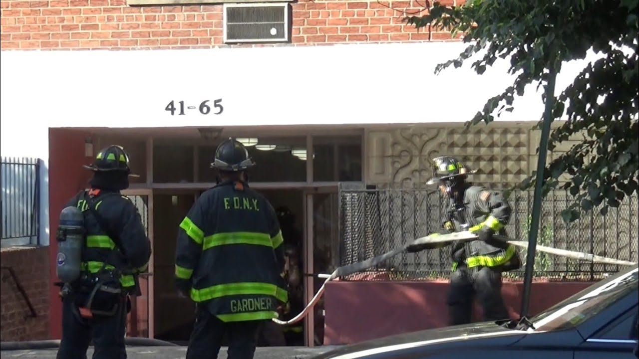 (FDNY Queens Box7957) FDNY on scene of a 2nd Alarm Fire - YouTube